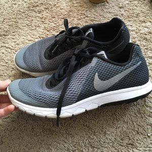 Nike flex experience 6 running shoes